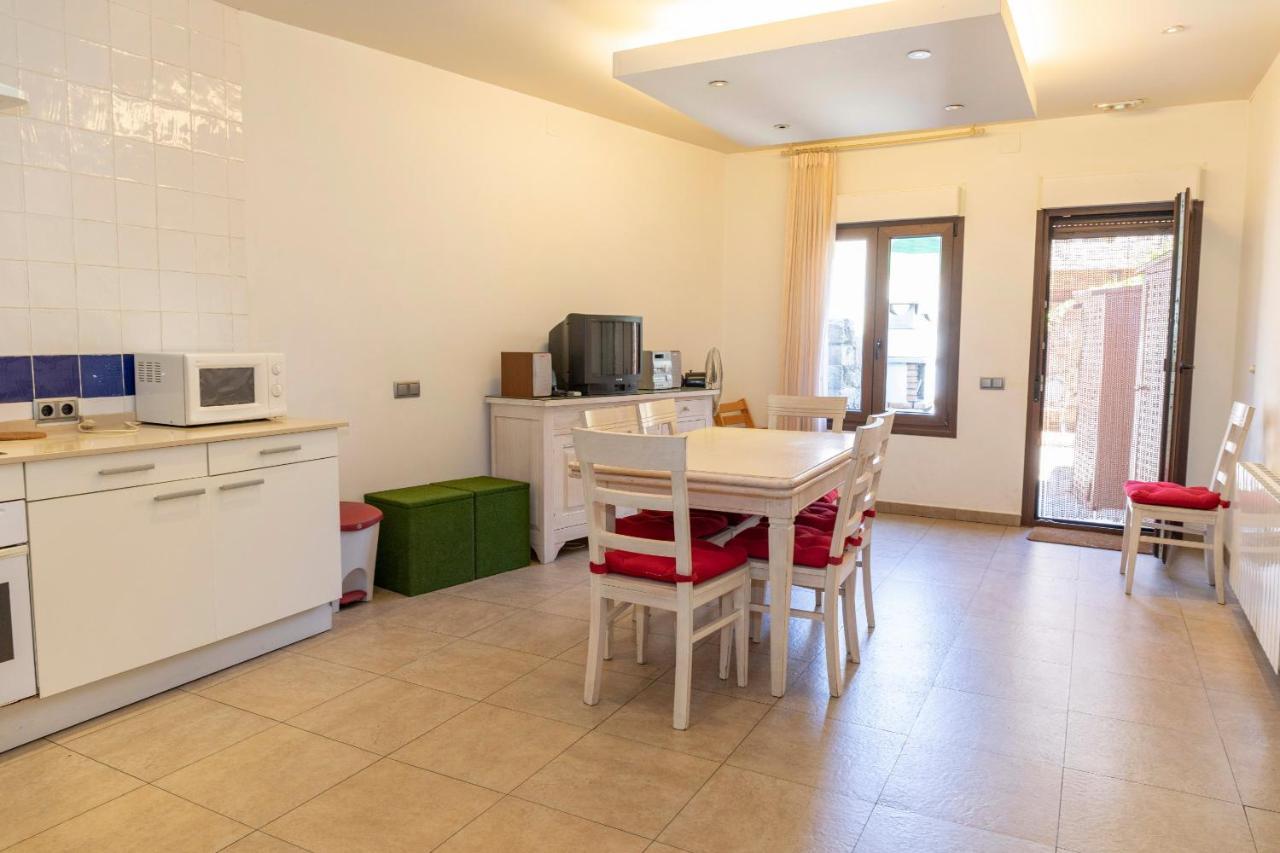 Apartamento Abuela Benita Cebreros Exterior foto